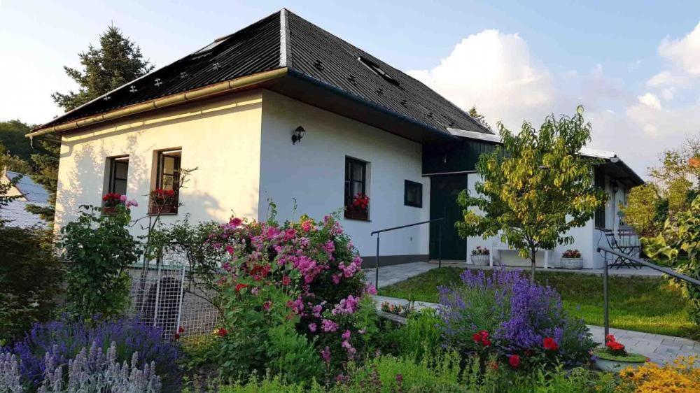 Pension Brusenka Bystřice pod Hostýnem Εξωτερικό φωτογραφία